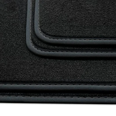 Abbildung von teileplus24 HQ 131 Fußmatten kompatibel mit Audi A1 8X Deluxe Velours, Naht:Schwarz