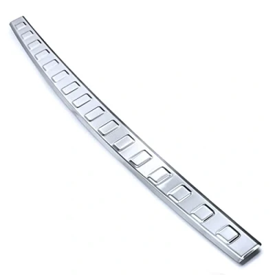 Abbildung von tuning art BL976 Ladekantenschutz mit Abkantung passend für Audi A3 8V Sportback 2016 2020, Farbe:Silber