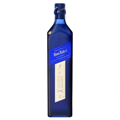 Abbildung von Johnnie Walker Blue Label Ice Chalet Limited Edition Blended Scotch Whisky in hochwertiger wendbarer Tasche 40 Prozent vol, 750 ml