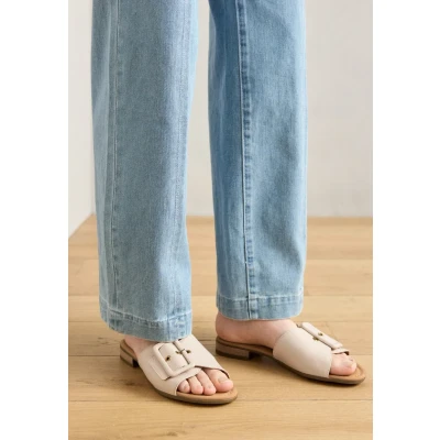 Abbildung von Gabor Comfort Hausschuh, Damen, Größe: 38.5, Creme Schuhe
