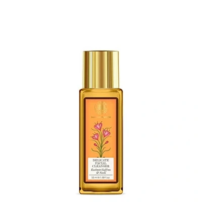 Abbildung von Forest Essentials Luxuriöser Ayurveda zarter Gesichtsreiniger, Kaschmiri, Safran und Neem, 50 ml