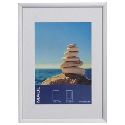 Abbildung von Maul Bilderrahmen MAULdesign 13x18 cm aus Aluminium zum Hängen in Quer und Hochformat edler, schmaler Wechselrahmen mit Passepartouteinleger ideal für Fotos, Collage Bilder Silber