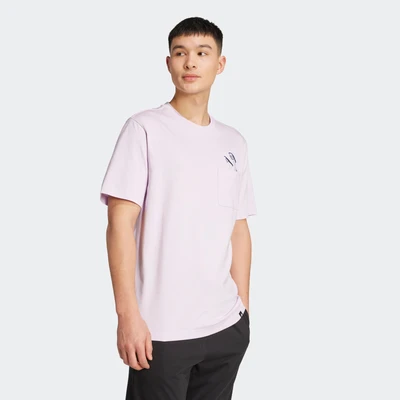Abbildung von adidas Sportswear Lounge Graphic Pocket Tshirt print, Herren, Größe: XXL, Black