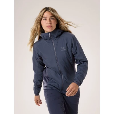 Abbildung von Arc&#039;Teryx Atom Hoody W Damen Black Sapphire S
