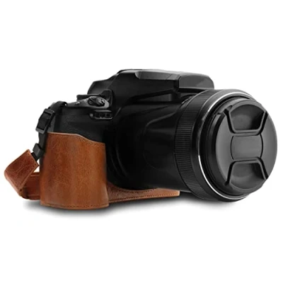 Abbildung von MegaGear MG1534 Nikon Coolpix P1000 Ever Ready Leder Kamera Halbtasche mit Trageriemen Dunkelbraun