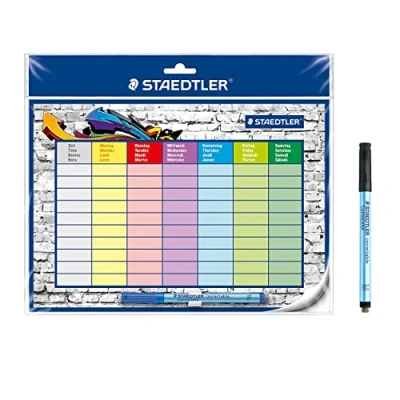 Abbildung von STAEDTLER Stundenplan Lumocolor, selbsthaftend und wiederverwendbar, trocken abwischbar, inklusive Lumocolor correctable blau schwarz, Stiftklemme