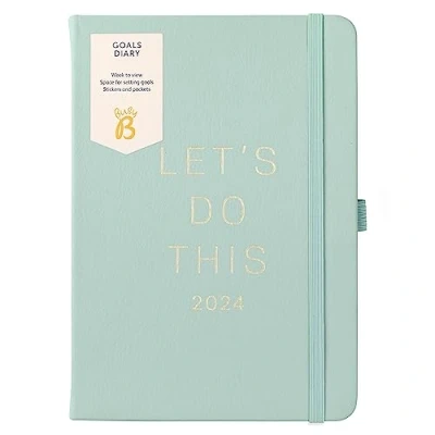 Abbildung von Busy B Goals Diary Januar bis Dezember 2024 Salbei A5 Kunstleder Wochenansicht Zielsetzung Planer mit Aufklebern, Taschen und Notizen