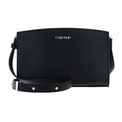 Abbildung von Calvin Klein CODE Crossbody Umhängetasche, Damen, Größe: One Size, Black