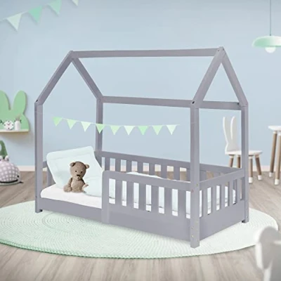 Abbildung von ML Design Kinderbett 70x140 cm mit Rausfallschutz, Dach und Lattenrost, Hellgrau, Massivholz Kinder Bett, Hausbett für Mädchen/Jungen, Bettenhaus massives Kiefernholz, Stabiles Jugendbett Kinderhaus