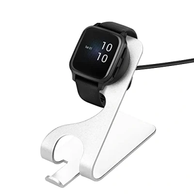 Abbildung von kwmobile USB Ladegerät kompatibel mit Garmin Venu Sq/Venu 2S / Fenix 6 5 vivoactive 3 Kabel Charger Stand Smart Watch Ladestation Ladekabel Standfunktion in Schwarz Silber