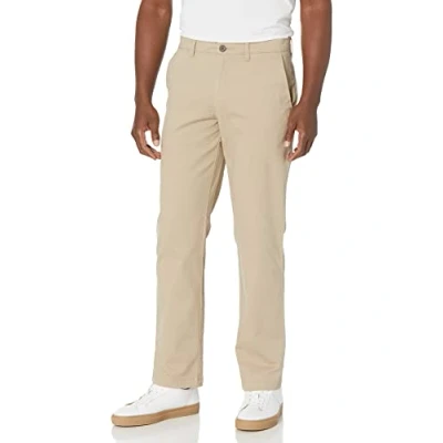 Abbildung von Amazon Essentials Herren Legere Stretch Chinohose mit gerader Passform, Khakibraun, 33W / 28L