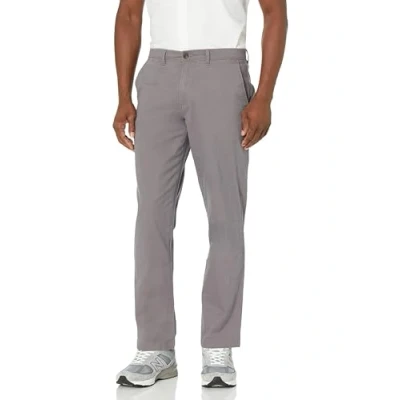 Abbildung von Amazon Essentials Herren Lässige Stretch Chinohose mit sportlicher Passform (in Übergrößen erhältlich), Kohlegrau, 36W / 34L