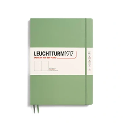 Abbildung von LEUCHTTURM1917 363921 Notizbuch Master Slim (A4+), Hardcover, 123 nummerierte Seiten, Salbei, blanko