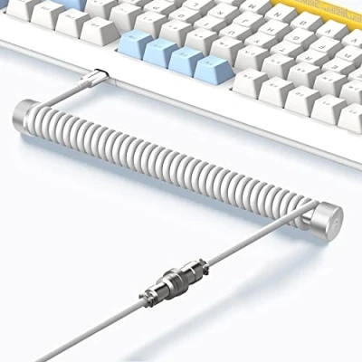 Abbildung von MAMBASNAKE Custom Spiral Tastaturkabel und Aviator Cable Winder Set Fixed Rod Metall Gewichtsstange + USB C Kabel mit Abnehmbar Luftfahrtstecker von Gaming Tastaturen Weiß
