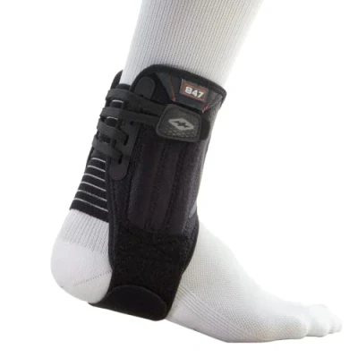 Abbildung von Shock Doctor ShockDoctor Erwachsene Knöchelschützer Stützen Knöchelstütze mit Flexiblen Stabilisatoren Knöchelbandage, Black, S