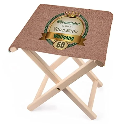 Abbildung von Lustapotheke® lustiger Klappstuhl aus Holz mit Wunschname zur Rente, einem Geburtstag oder Jubiläum Club der Alten Säcke