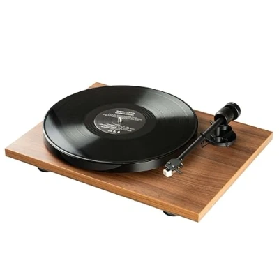 Abbildung von Pro Ject E1 Phono, Plug &amp; Play Einsteiger Plattenspieler mit elliptischer Tonabnehmernadel, schaltbarer Phono Vorstufe und elektronischer Geschwindigkeitsänderung (AT3600L, Walnuss)