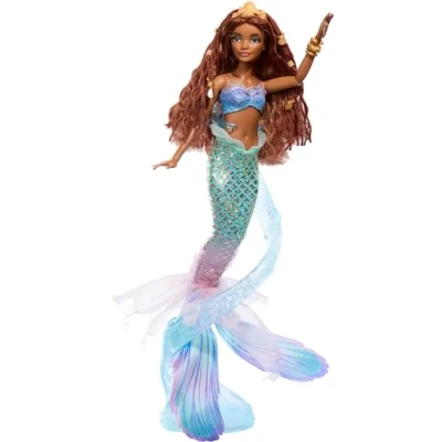 Abbildung von Mattel Disney Arielle, die Meerjungfrau Deluxe Meerjungfrauenpuppe mit Haarperlen und Puppenständer für fantasievolles Spielen Präsentieren, Kinder ab 3 Jahren, HNF42
