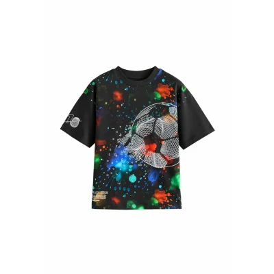 Abbildung von Next Short Sleeve Graphic Standard Tshirt print für Kinder, Größe: 104, Black football