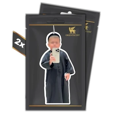 Abbildung von 2er Set SUBHANALLAH MOTIV Duftbaum Luftfrischer automatischer Duftspender fürs Auto lustig tuning Car Air freshener Duftanhänger Auto, (OUD WOOD, 2 Stück)