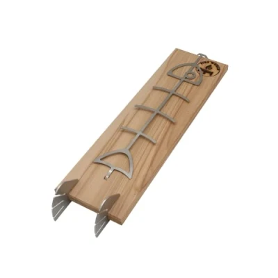 Abbildung von Fire World Flammlachsbrett 1er Set Flammlachsbretter mit Halterung aus Edelstahl Lachsbrett Buche Feuerschale Räucherbrett Flammlachs Made in Germany