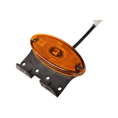 Abbildung von Aspock Flatpoint 2 orange/gelbe Markierungsleuchte Steckeranschluss LED auf Halterung Anhängershop