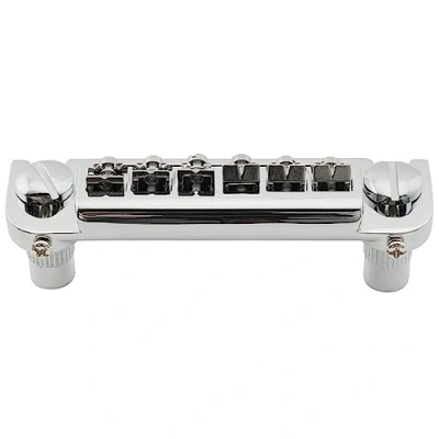 Abbildung von Musiclily Pro 52,5mm Badass Style Wraparound Bridge Einstellbar Brücke für Epiphone Les Paul Junior E Gitarre,Chrom