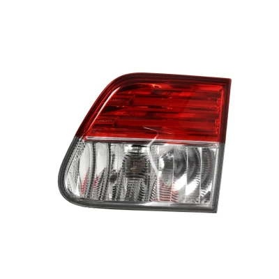 Abbildung von VALEO ORIGINAL PART 044908 Rückleuchte rechts innerer Teil mit Glühlampen Lampenträger TOYOTA: Avensis III Station Wagon