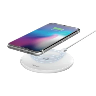 Abbildung von Trust Qylo Induktions Ladegerät (Schnelles kabelloses für Qi fähige Smartphones)