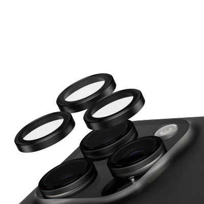 Abbildung von SAFE. by PanzerGlass® Camera Kameraschutz Schwarz für iPhone 16 Pro &amp; Max