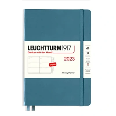 Abbildung von LEUCHTTURM1917 365948 Wochenkalender Medium (A5) 2023, 12 Monate, Stone Blue, Englisch