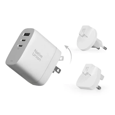 Abbildung von Native Union Schnellladegerät GaN PD67W Ultrakompakter DREI Port Ladegerät mit Power Delivery über USB C &amp; A Bis zu 67W MacBook Pro, iPads, iPhones, Pixel, Galaxy mehr (Weiß)