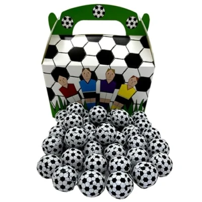 Abbildung von 2 x 100g Schokofußbälle aus Milchschokolade I 2x 17 19 Stück Fair Trade Kakao plus 1x Fußball Geschenkbox Karton Ideal als Mitgebsel und für Kindergeburtstage