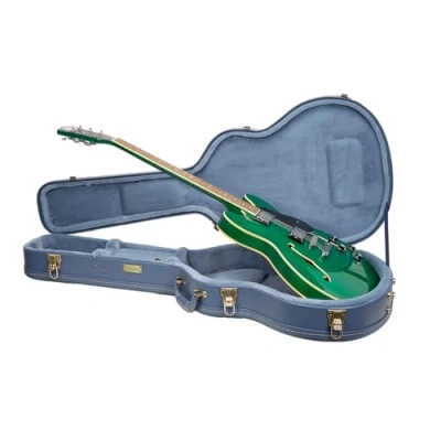 Abbildung von Crossrock Relief Series Holzkoffer für 335 Style 6 Saiter Semi Hollow E Gitarren, mit stark strukturierter Oberfläche, Kunstfell in Nerzoptik, Edelstahlverschlüssen Rauchblau (CRW630SASB)