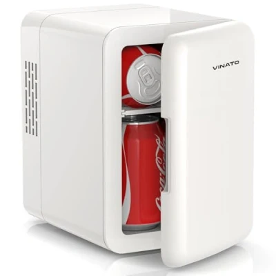 Abbildung von VINATO Mini Kühlschrank 4 Liter, 6 Dosen Kühlschränke für Schlafzimmer, AC+12V DC Stromkühler und Wärmer, Portable Kleiner Auto, Reisen, Kosmetik, Getränke, Obst, Weiß