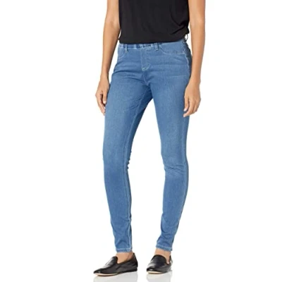 Abbildung von Amazon Essentials Damen Strick Jeggings zum Hineinschlüpfen (in Übergröße erhältlich), Helle Waschung, M Kurz