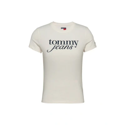 Abbildung von Tommy Jeans T Shirt mit Logodruck auf der Brust