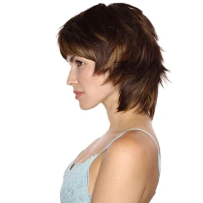 Abbildung von Prettyland Damen Herren Kurze Perücke Fransige Gestuft Ombre natürlch braun gestähnt Kurzhaar Wig C1275