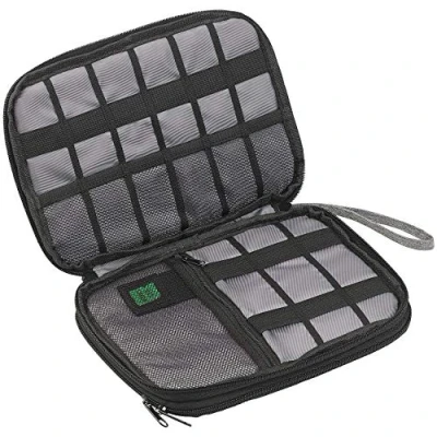 Abbildung von Xcase Kabeltasche: Elektronik und Kabel Organizer mit Fach für Tablet PC bis 8&quot; (20 cm) (USB Stick Aufbewahrung, USB Tasche, Festplatten Adapter)