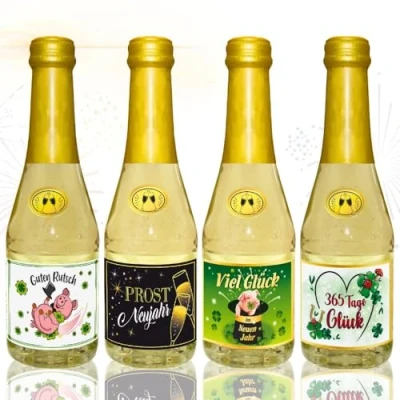 Abbildung von 4x Piccolo 0,2l Geschenk zu Silvester Sekt 2025 Silvestergeschenk zum Jahreswechsel: happy new year Viel Glück Guten Rutsch Prost Neujahr, Secco Beerenperlwein halbtrocken 8% vol.