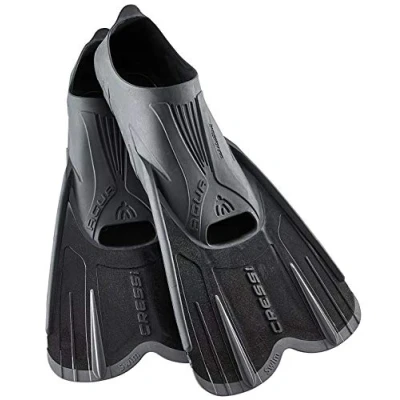 Abbildung von Cressi Unisex Agua Short Black/Silver EU 39/40 Schwimmflossen Man 7/8 US Lady 8/9