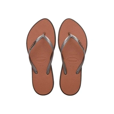 Abbildung von Flip flops Havaianas Modell Slim Point Farbe Brown