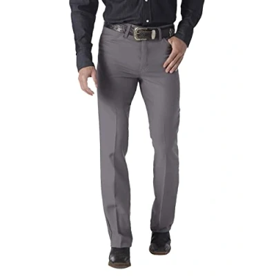 Abbildung von Wrangler Herren Wrancher Kleid Jeans, Mittelgrau, 36W / 34L