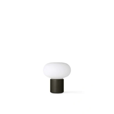 Abbildung von New Works Akkuleuchte Karl Johan, forest green, IP65
