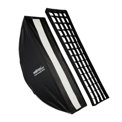 Abbildung von Walimex pro Studio Striplight Softbox 40x120cm, um 360 drehbar, einfacher Aufbau Dank Schirmfunktion, inkl. Grid, Maske, Bowens Adapter und Transporttasche, ideal für Produkt Peoplefotografie