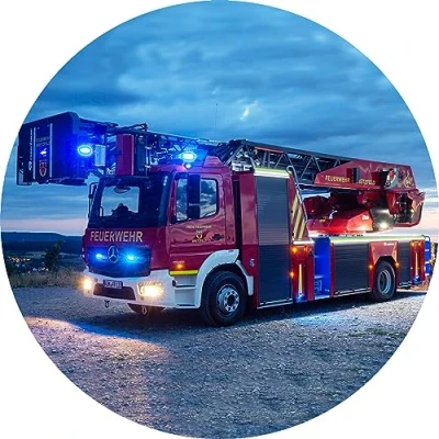 Abbildung von Essbarer Tortenaufleger Feuerwehr Truck // Kuchenaufleger 20cm (Oblatenpapier)