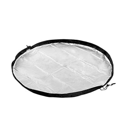 Abbildung von InnovaGoods 2 in 1 Umkleidematte, 190D Oxford Gewebe Matte für Umkleide und wasserdichte Tasche Gymbag, Schwarz Versilbert, 90 x 5 cm