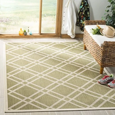 Abbildung von SAFAVIEH Geometrisch Teppich für Wohnzimmer, Esszimmer, Schlafzimmer Wasserdicht Courtyard Collection, Kurzer Flor, Grün und Beige, 79 X 152 cm