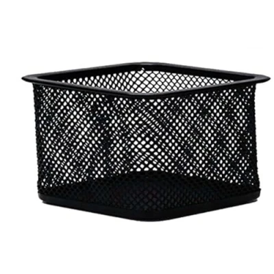 Abbildung von Q CONNECT KF18475 Büroklammernbox Schreibtisch Organizer Quadratisch/aus Lackiertem Metallgeflecht/Schwarz/Mesh Metall Büro Desk Organizer/Anti Rutsch Füße/ 8 x 3 cm
