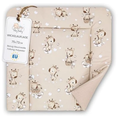 Abbildung von Wickelauflage Wickelunterlage aus Baumwolle 75x72 cm Weich und waschbar für Babys Wickelmatte Stoff Wickeltisch Wickelkommode oder Waschmaschine 75 x 72 Giraffen